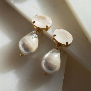 Hushed Commotion Magnolia: Pearl and Stone Mini Drop Earring SP2021